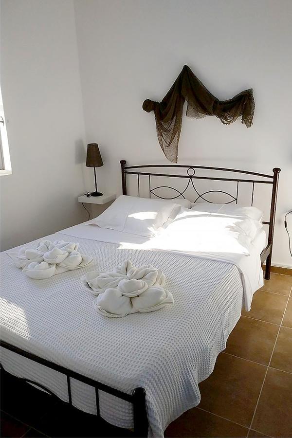 Ariadne,Traditional Apartment In Centre Of Poros Pórosz Kültér fotó
